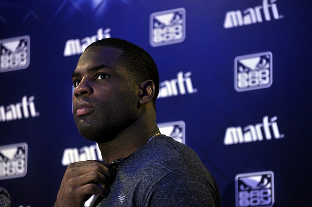 拜仁德甲13轮净胜球+40五大联赛第一，比第二名巴萨多了15球